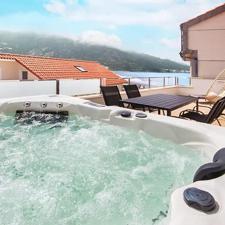 Ag Piso Terracina 2, Playa A 50m Y Jacuzzi * Ézaro